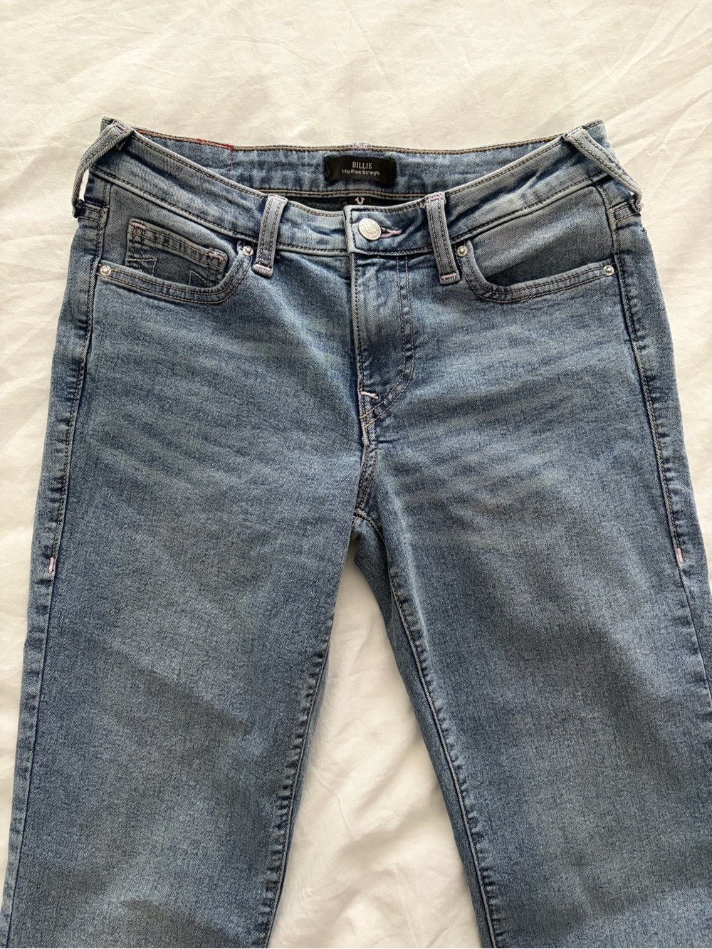 True Religion Women’s Mid-Rise Billie Straight Leg Light Wash Jeans Size 27 - Picture 11 of 16